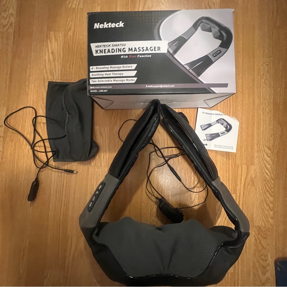 Nekteck- Shiatsu Neck and Back Massager with Soothing Heat !